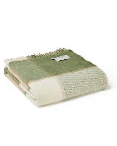 tweedmill-block-check-green-wool-throw1.jpg